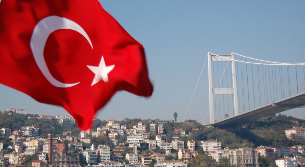 هل شراء عقار في تركيا يمنح الإقامة؟
