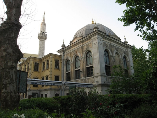 مسجد تشويقية Tesvikiye Mosque