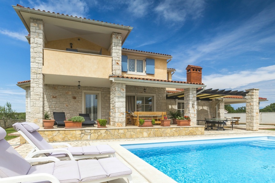 فلل للبيع في بيليك دوزو اسطنبول 2026 أفخم فلل للبيع في بيليك دوزو اسطنبول